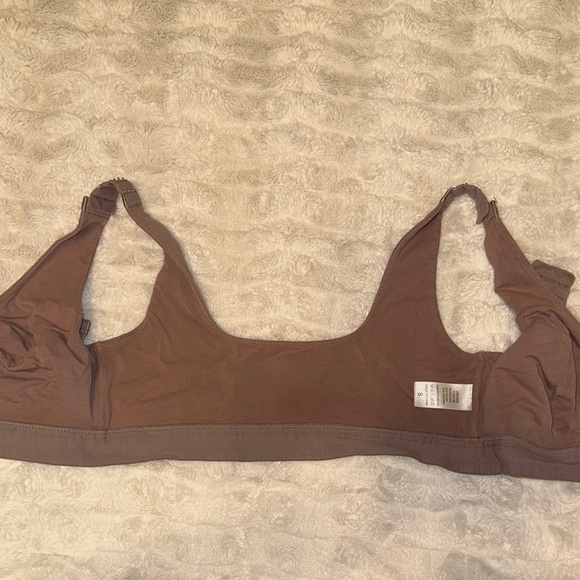 Brown Wireless Compression Bra - Picture 6 of 7
